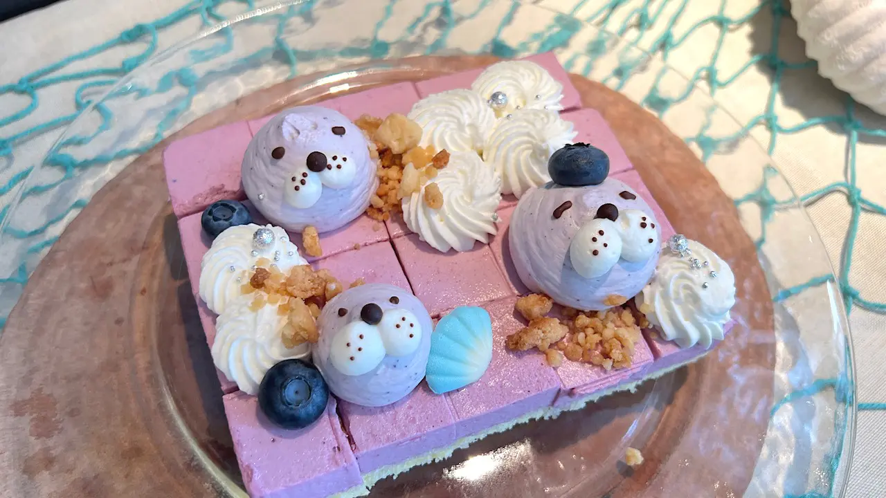 ゴマフアザラシのブルーベリーケーキ