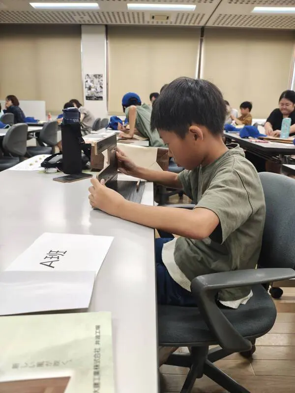 たくしー
ドアが製造されるまでの工場見学や、部品の組み立てが楽しかったです。