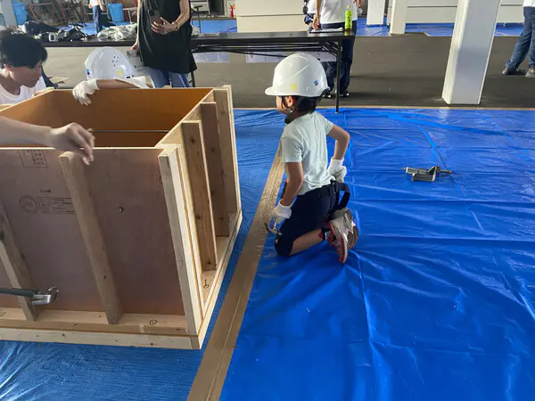 そう
ほんものの工具を使えてうれしかったです。実際のまちづくりの仕事を教えてもらえてよかったです。