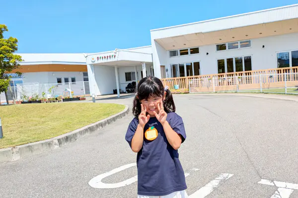 ゆうちゃん
通っていた保育園であり、コールセンターのママの職場も見れたので娘にとっては嬉しい事ずくめでした。
とても楽しかったようです。
ありがとうございました！