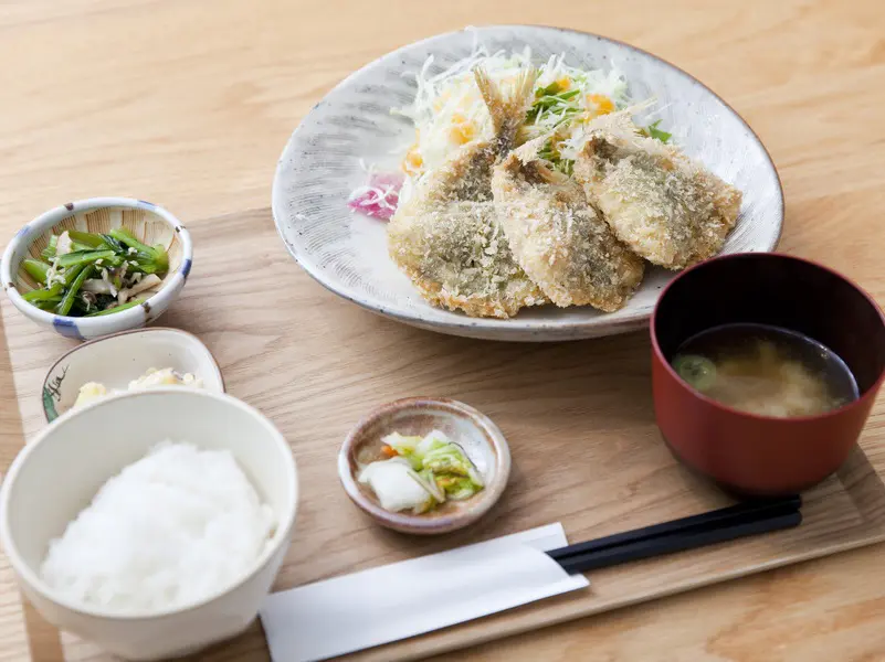 魚フライ定食