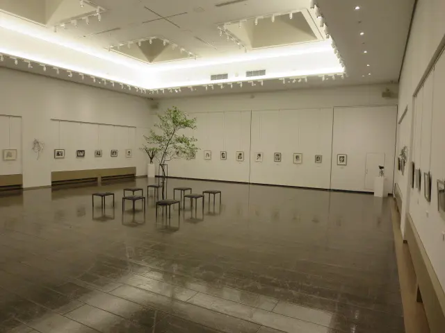 富山市民プラザ２階アートギャラリー