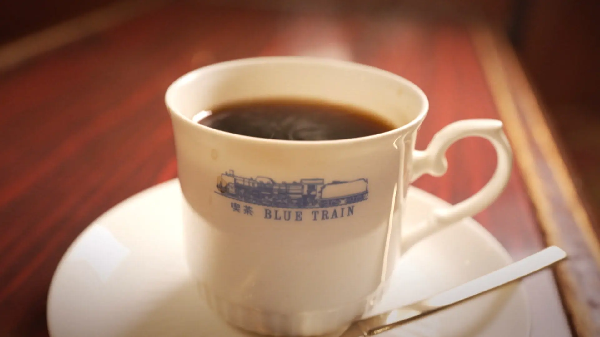 鉄道模型が走る富山の“飲み鉄”喫茶店【珈琲駅 ブルートレイン】｜グルメ｜nan Nan｜富山を楽しむオススメ情報 