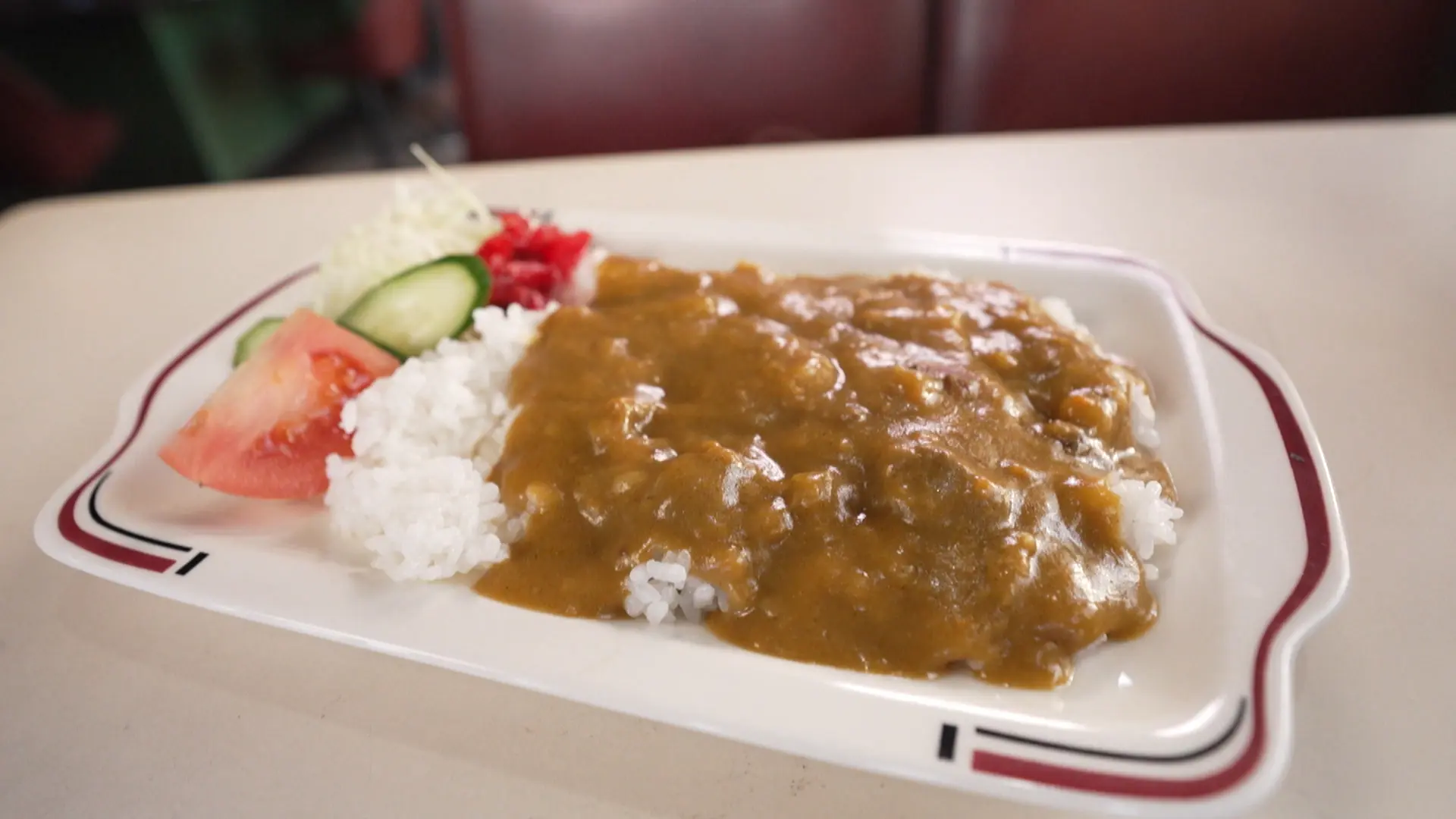 カレーライス 650円（税込）