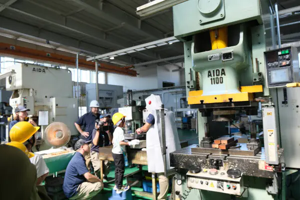 すなお
ハンドスピナーを作るとき、実際にベアリングを触ってくっつけるのが楽しかったです。
長く回せるか競争は勝てなかったけど、ベアリング縁日もとても楽しかったです。