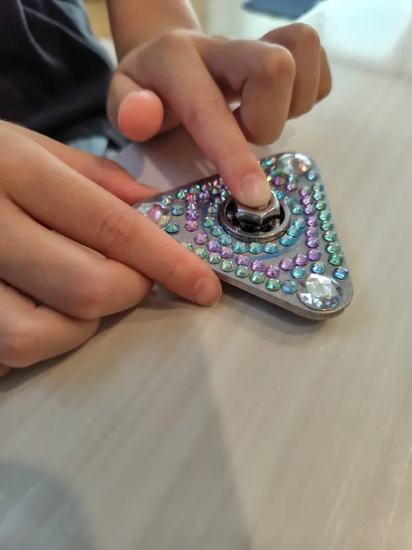 まっちゃ
ハンドスピナーを、ペンで書いたりデコレーションして、楽しかったです。