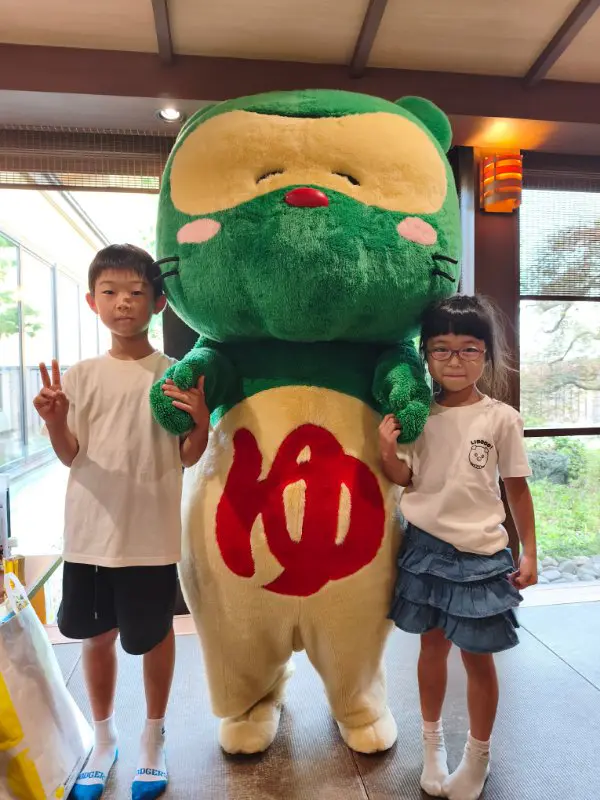 たいし
ソフトクリーム作りは食べ放題屋さんでやったことがあるから簡単だった。普段入れない機械室に入れたので良かった。