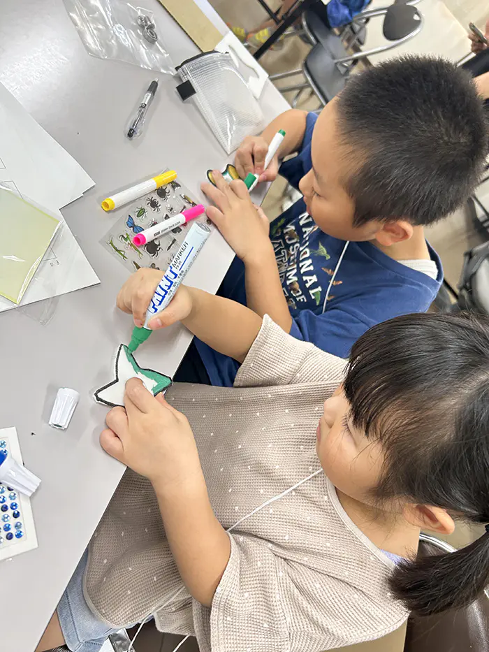 せい
ハンドスピナーを作るのが楽しかったよ。
家で回す練習をしてとてもうまくなったよ！
食べられるベアリングのバームクーヘンにきんとうに穴をあけるのが難しかったです。
