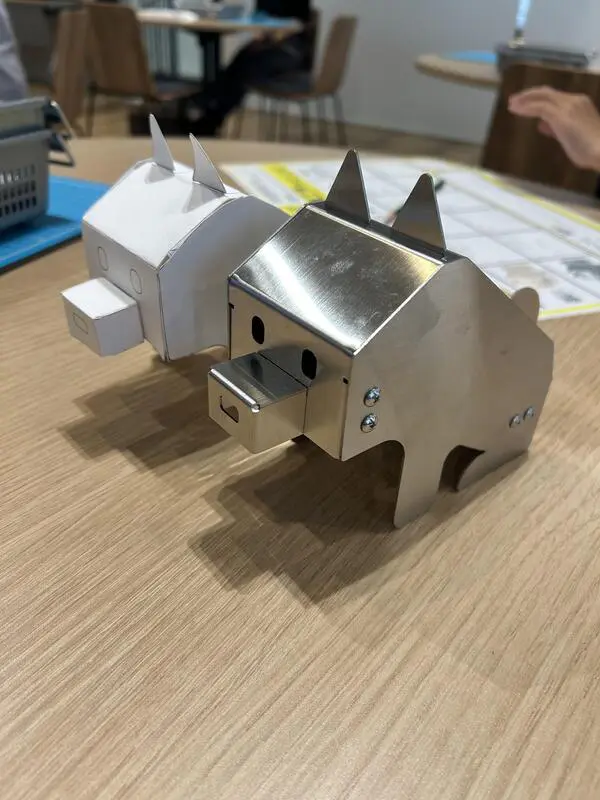 ねね
可愛い犬の貯金箱を作ったよ！