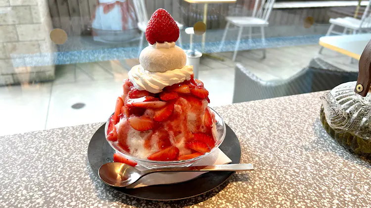 いちごクリーム大福雪華　1280円