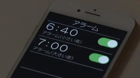 春は寝坊しがち!?　もう寝過ごしたくない人のための【早起きのコツ】