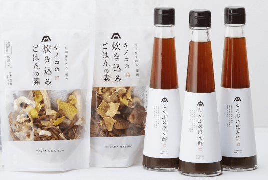 「こんぶのぽん酢」と「キノコの炊き込みごはんの素」