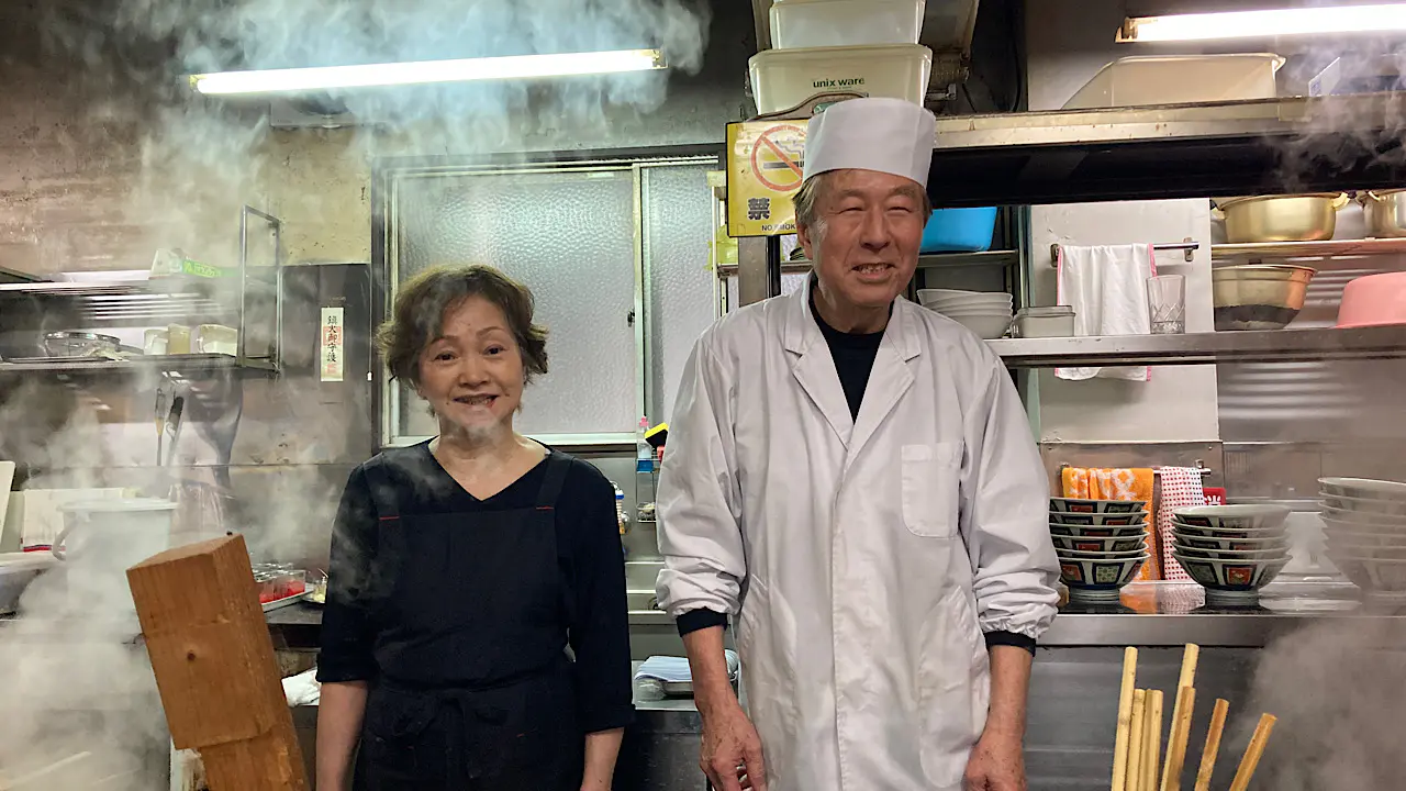 景子さん（左）飯田伸さん（右）