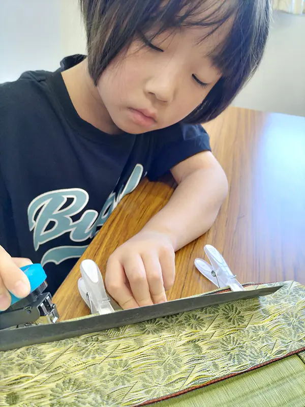 れいぽよ
むずかしかったけど、なんとかできました。
しょくにんさんはすごいなあとおもいました。