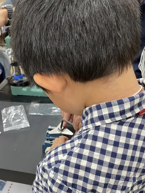 のぶ
ハンドスピナーにシールをつけるのが楽しかったです。

