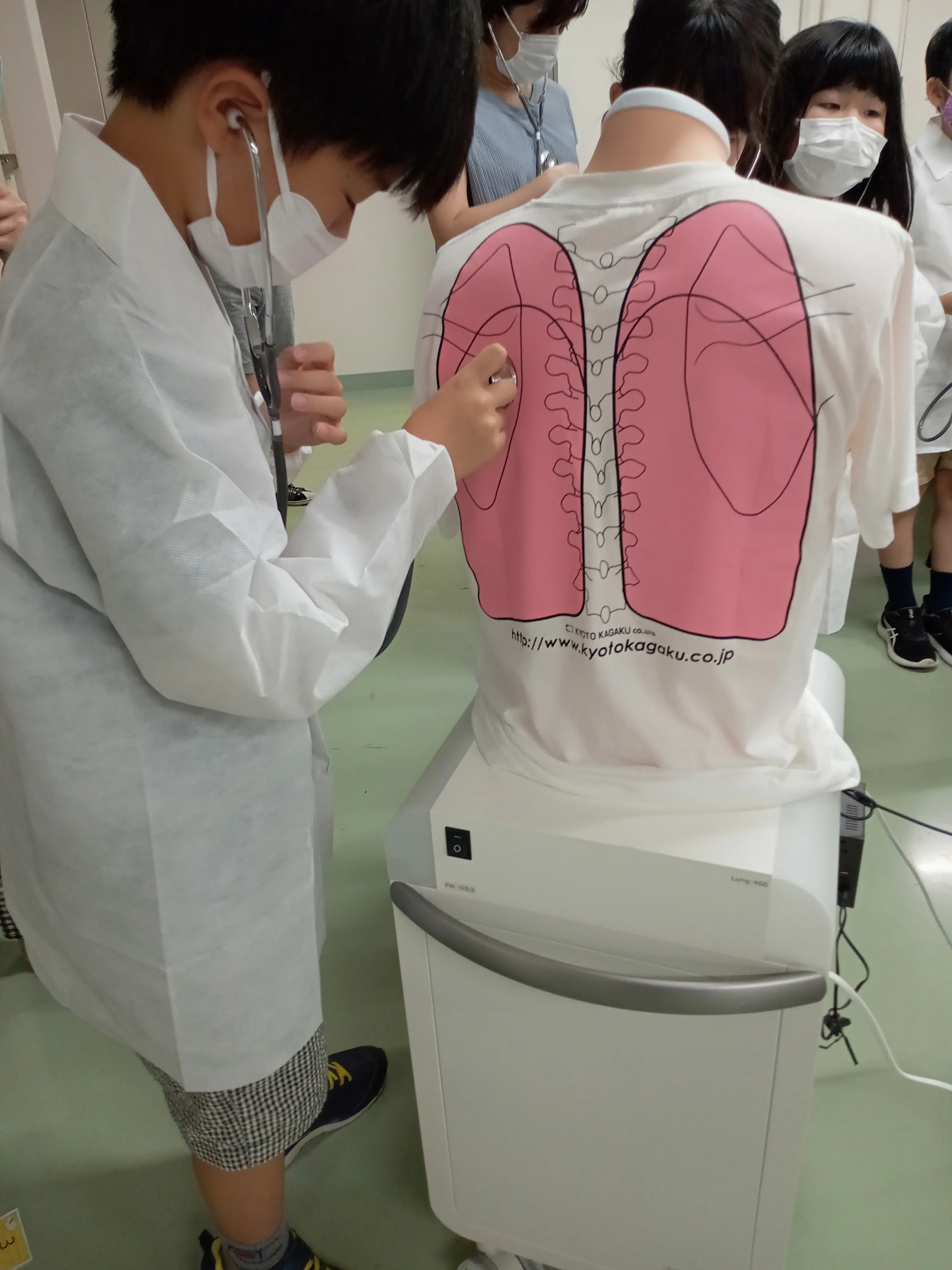 リョウタロウ
聴診器で聴いた音が、今まで聴いたことのない音だった。いろんなことから病気の原因を探れておもしろかった。
