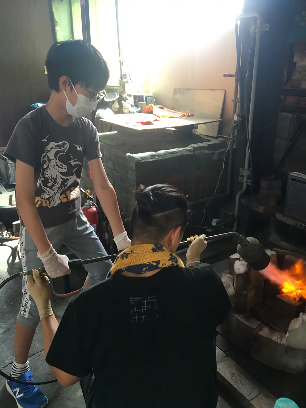 ひろ
炎の迫力があって、暑くて、銅の色が変わった時は銅って凄いと感じた。銅の可能性を感じた。