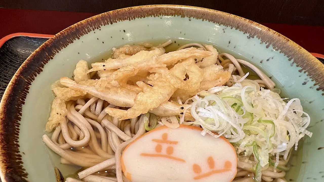 白えび天そば（620円）