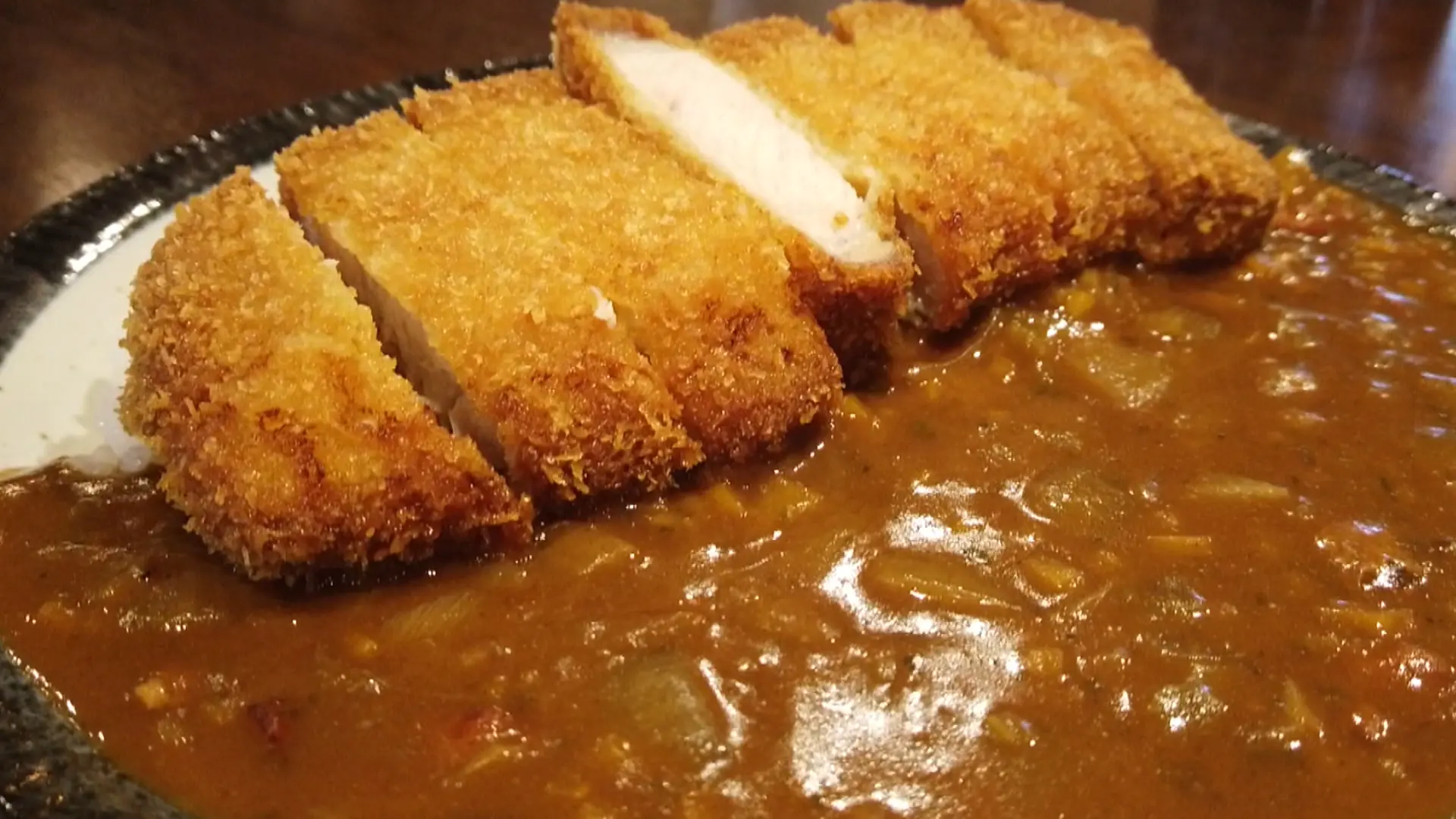 【富山のカレー】トンカツ×カレー専門店のカツカレー　射水市【ピンディ食堂】
