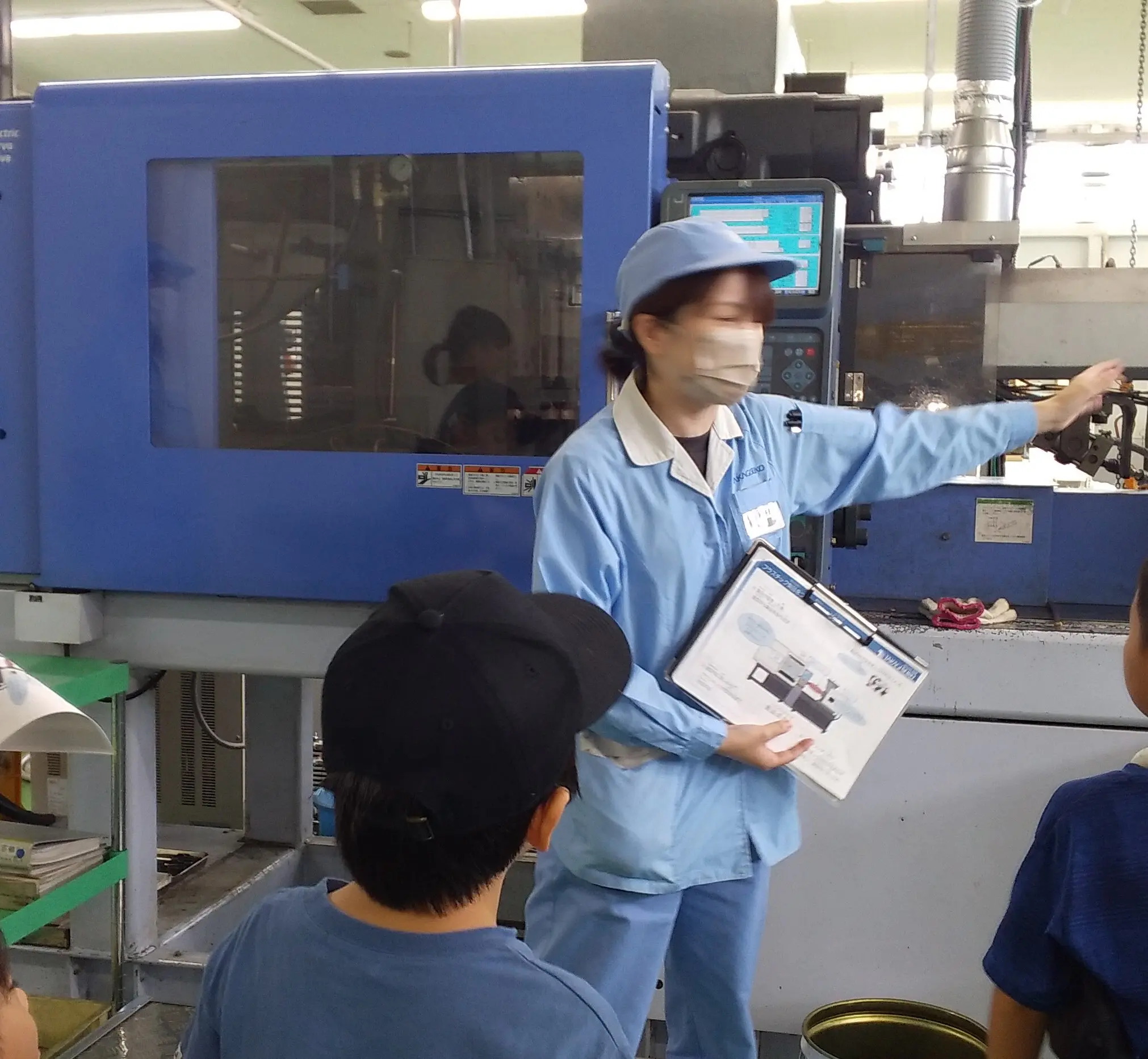 Yuki
実際にプラスチック製品を作っている工場を、見ることが出来て良かったです。

