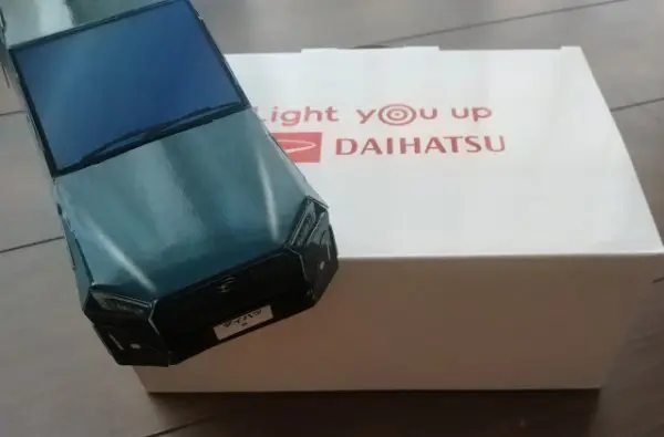 ko
今回、 豪雨で実際に車の仕事を体験することはできなかったけれど、 ペーパークラフトで車を作り、 自分でオプションなど選んで自分好みの車を作れたことがとても楽しかったです!!
