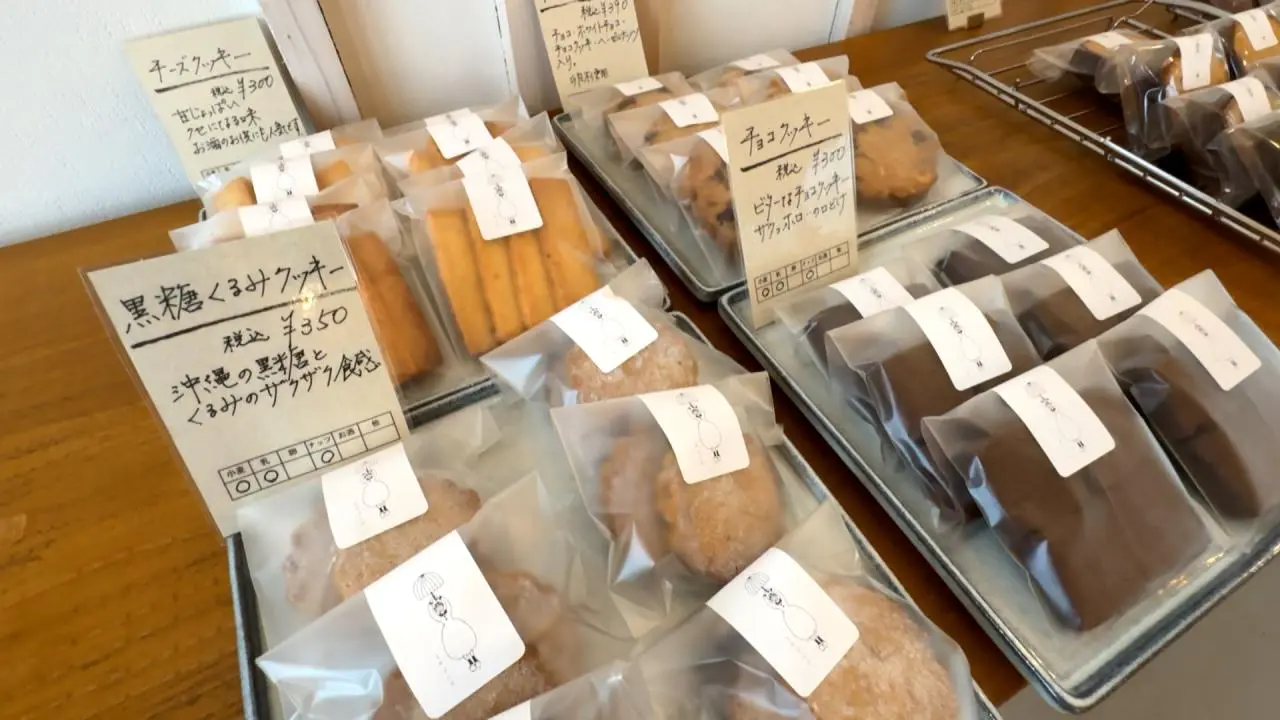 焼き菓子も豊富。テイクアウトは予約不要