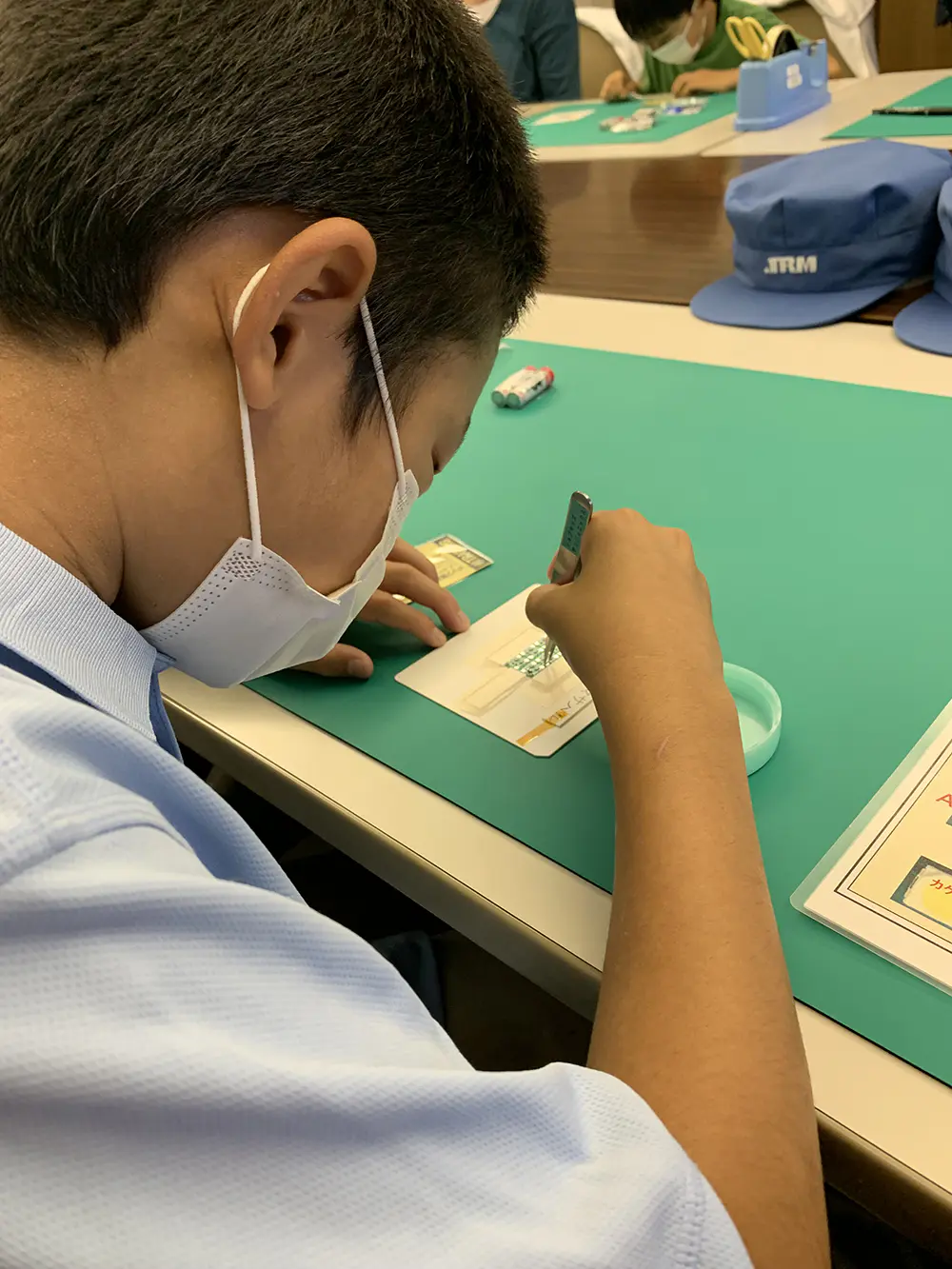 まさ
電子部品に興味をもった。
他の電子工作にも挑戦してみたくなった。
