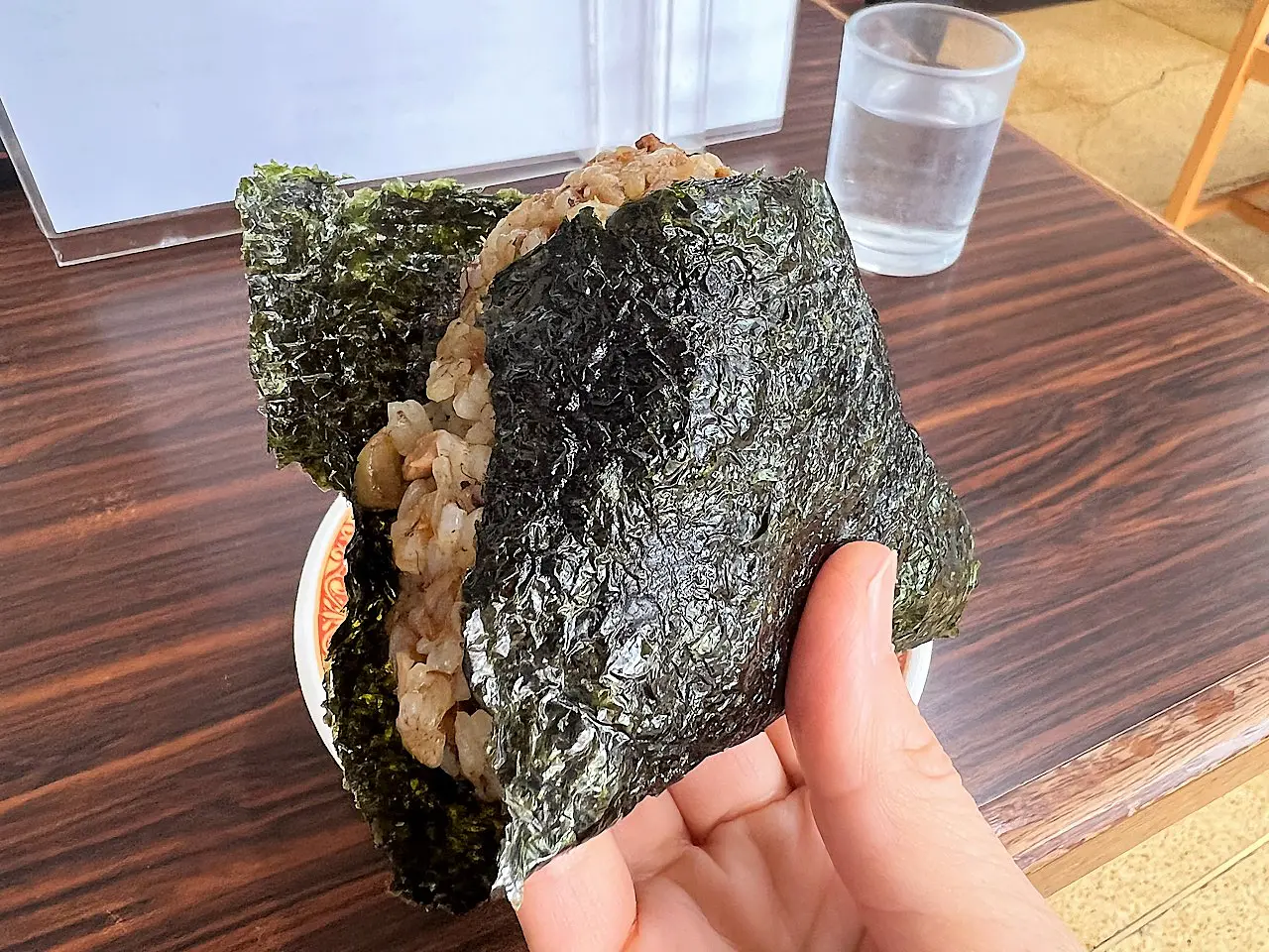 焼き豚入りおにぎり　300円（税込）