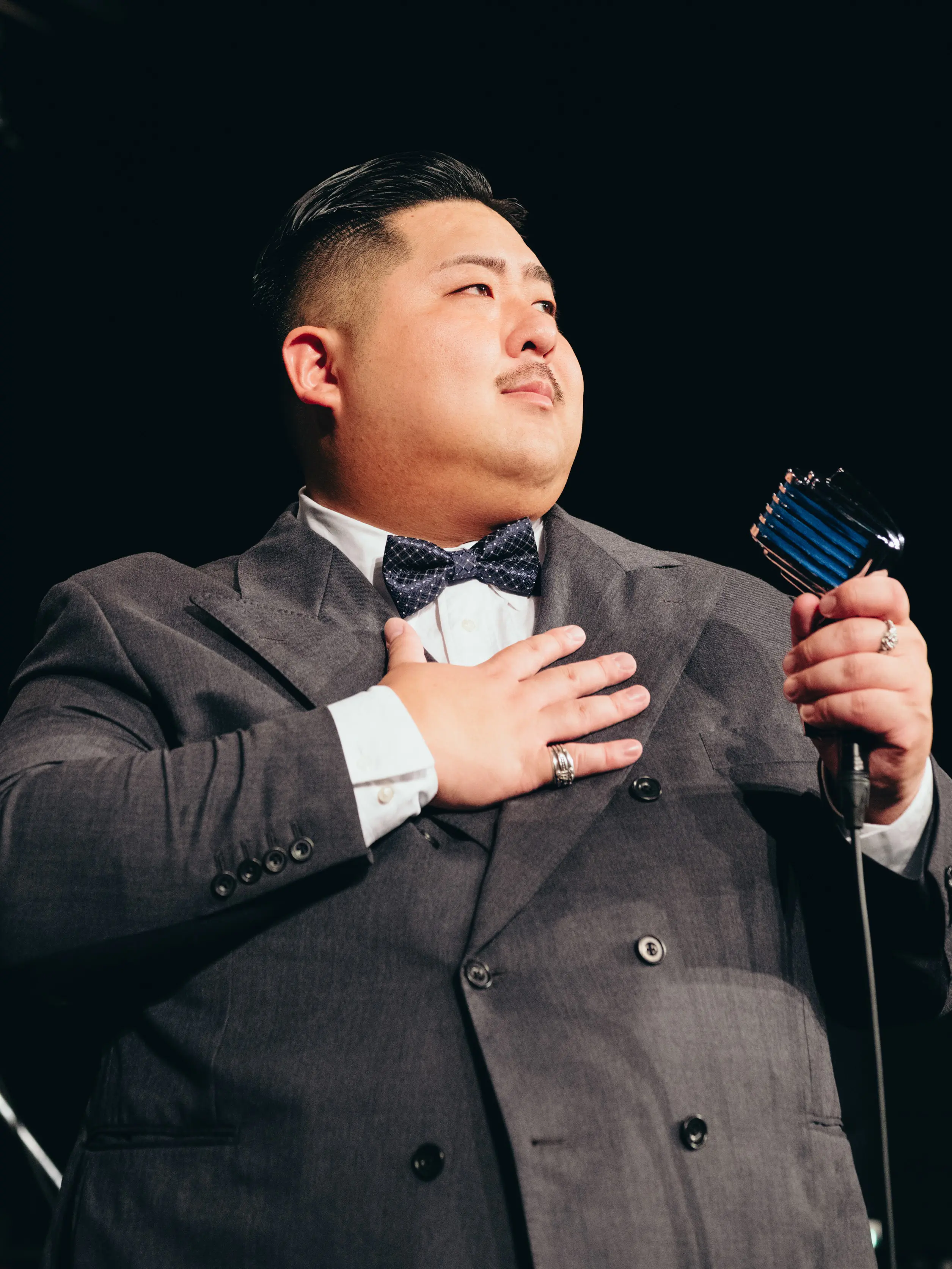 キャッチフレーズは「西日本で最も身体が大きいシンガーソングライター」Bigfumi