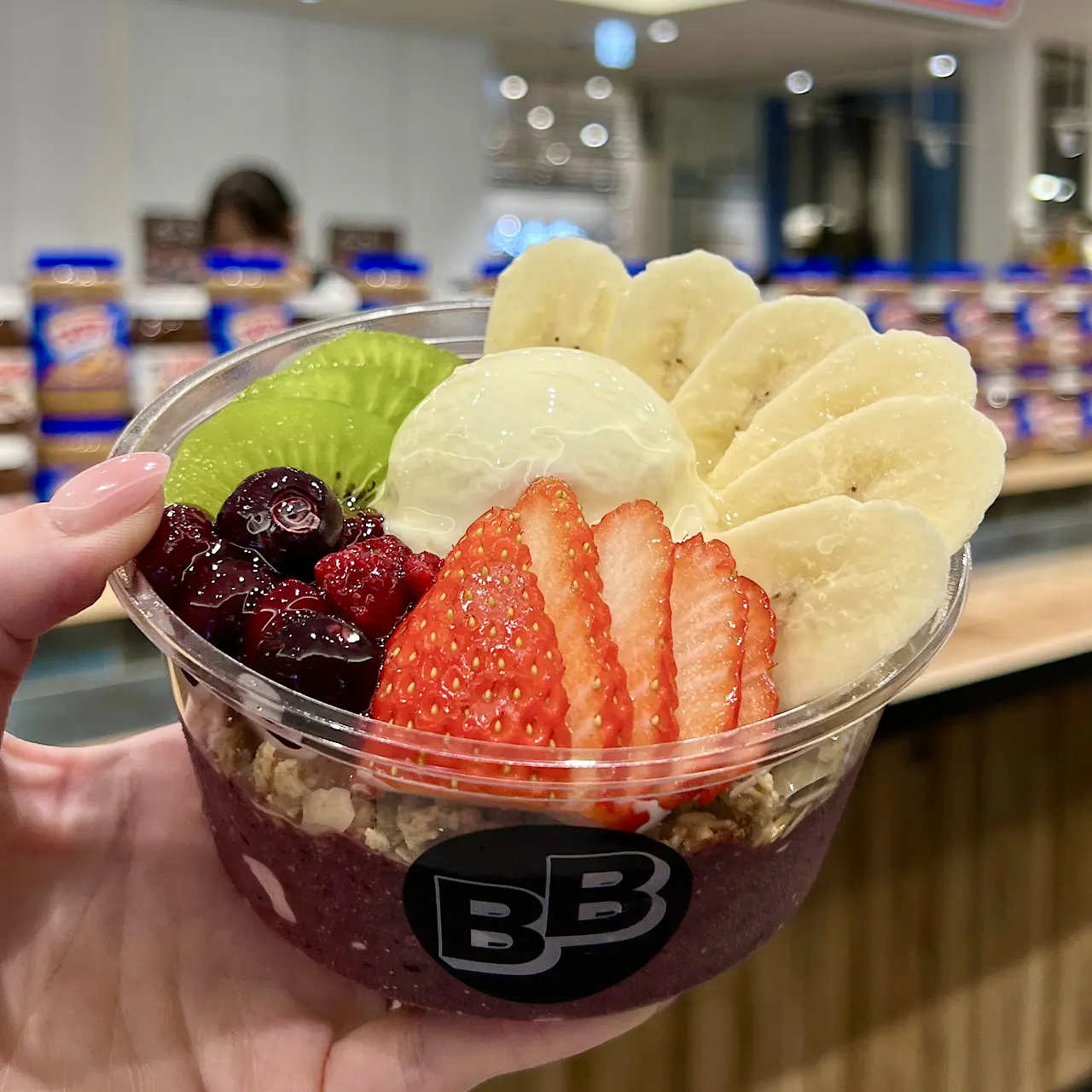 石川の人気アサイー店が富山駅チカにオープン！【バナナブルドッグ
