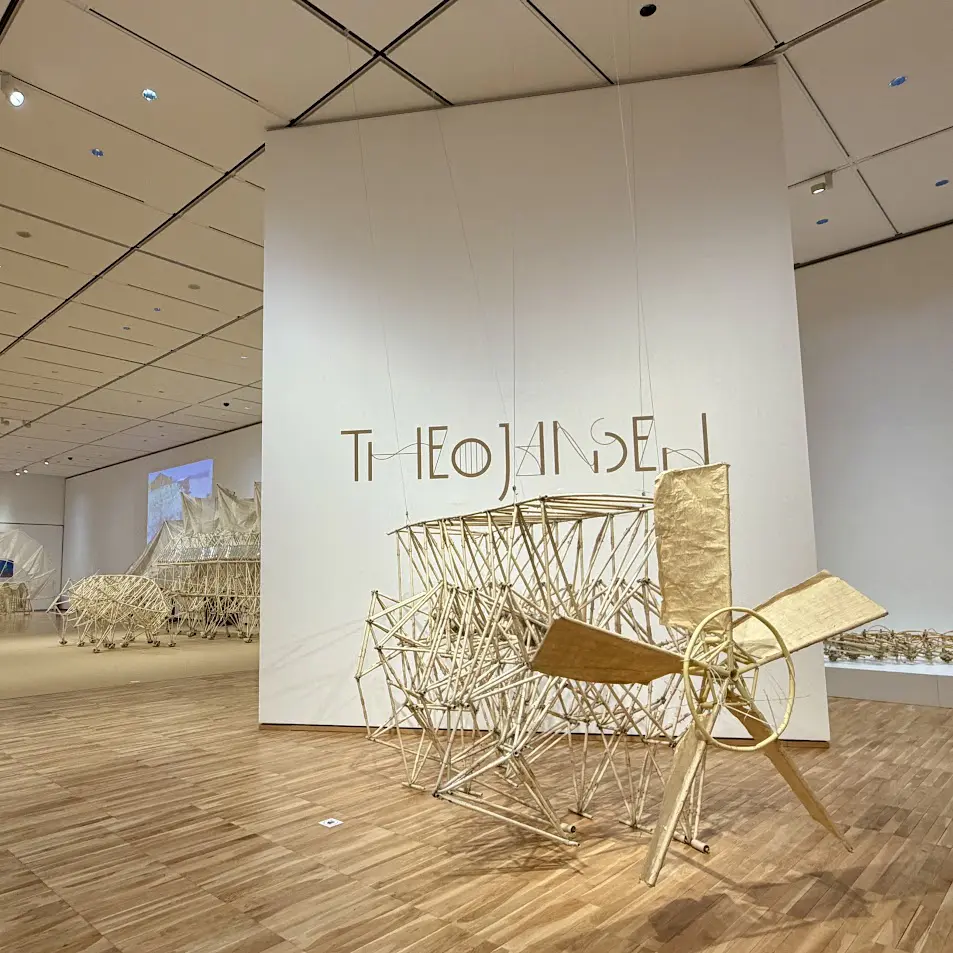まるで巨大な生き物⁉ 五感で楽しむアート【テオ・ヤンセン展】撮影OK＆親子ワークショップも！夏のおでかけにイチオシ
