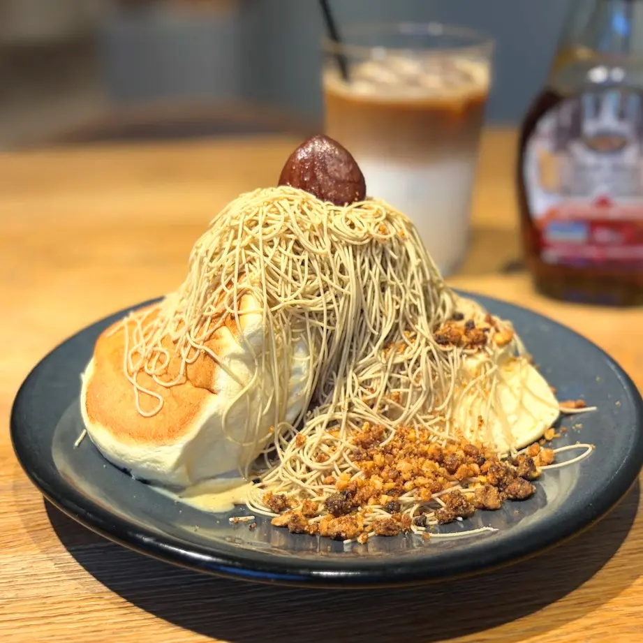 目の前でしぼる！濃厚和栗×ふわふわパンケーキ【Espresso D Works 富山】モンブラン専門店の大福も登場