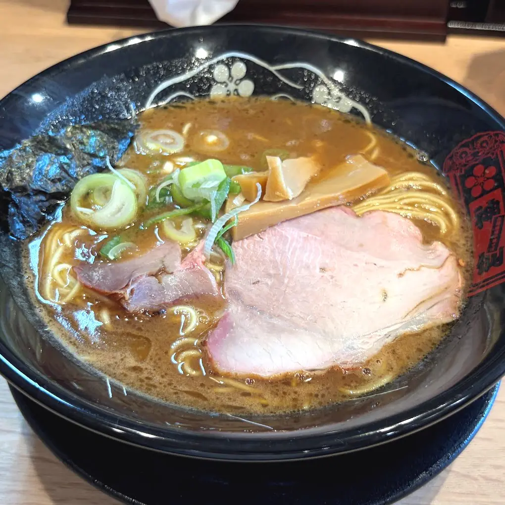 金沢屈指の濃厚豚骨が富山に上陸【金澤濃厚中華そば神仙 小杉店】平日