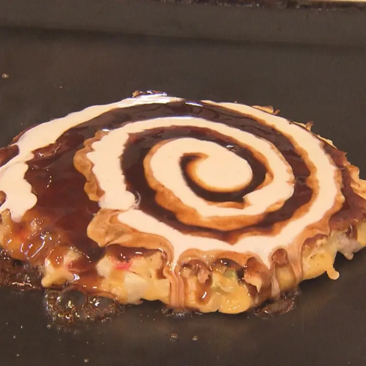 海の近くのカフェのようなお好み焼き店【OKONOMIYAKI UZU】富山・滑川 店主はお好み焼き一族のサラブレッド!?