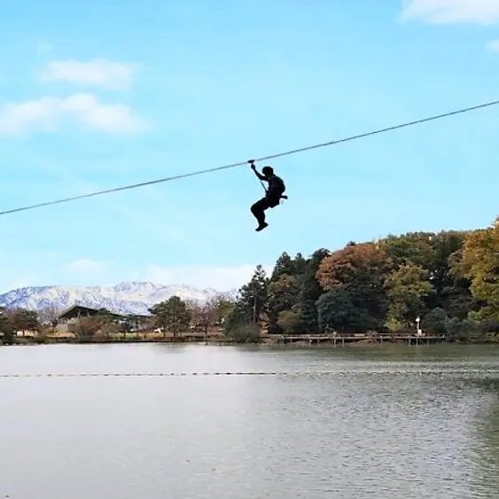 北陸初の池越えジップライン! 樹上アスレチックも【アドベンチャーガーデン射水】富山・太閤山ランド内にオープン