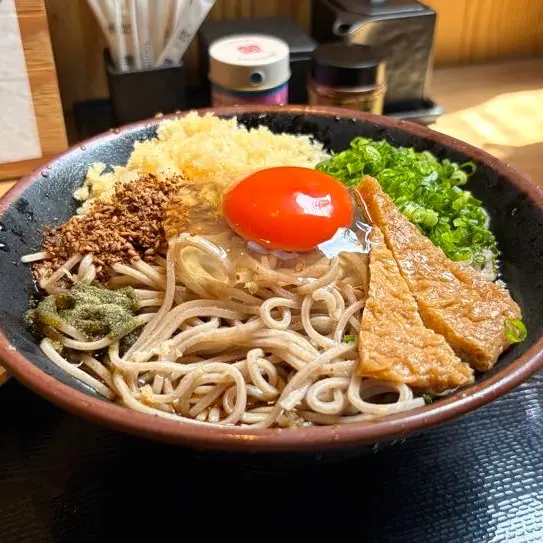 岐阜のソウルフードを富山で完全再現！【蕎麦天国】名物「冷やしたぬき