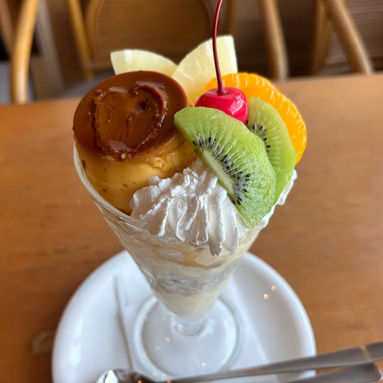 自家焙煎コーヒーとプリンパフェ…純喫茶の落ち着きとカフェの親しみやすさが心地よい【自家焙煎越中珈琲トワイス】高岡の人気カフェ