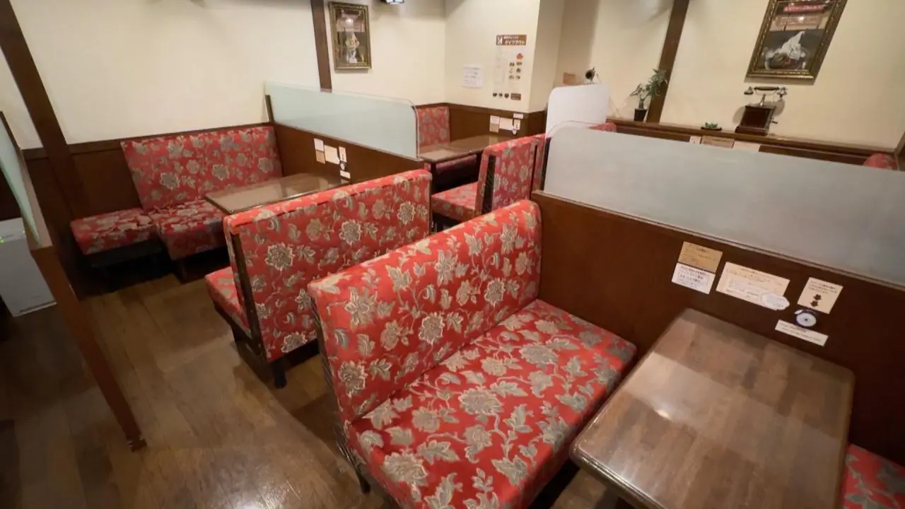 創業90年 横須賀で味わった喫茶店の香りを富山へ【喫茶チェリオ】レトロ喫茶の名物は総曲輪焼きスパとあんみつ