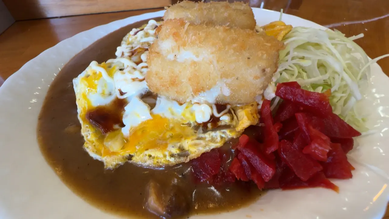学生街で半世紀愛されるカレーの名店【カリカット】実はピラフやナポリタンも人気