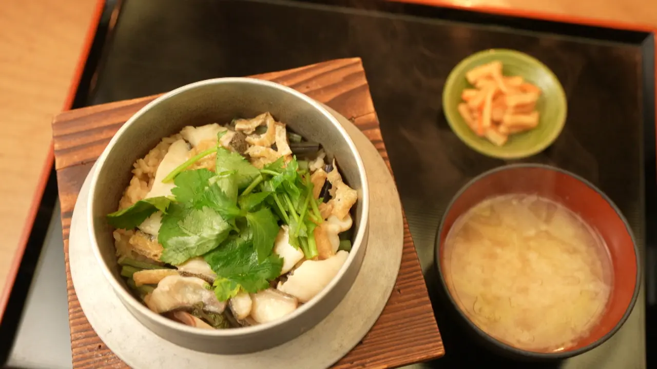 実は中華も絶品って知ってた？ 黒部・宇奈月の名店【味処 河鹿】名物は釜めしだけじゃなかった！