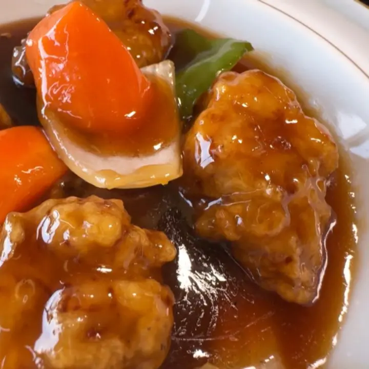 酢豚も餃子も！高岡で半世紀以上愛される町中華のボリューム満点ランチ【美幸飯店 波岡店】