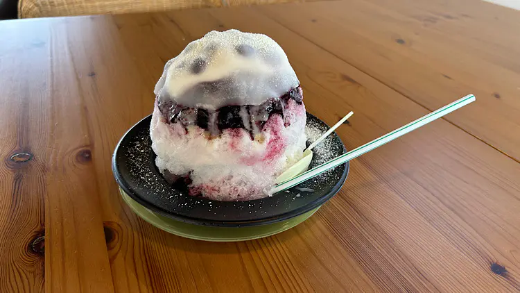 夏限定かき氷は完全予約制! ケーキ店ならではの変わり種ソースや濃厚シロップが絶品【ぐる屋】海の見える魚津のケーキ店