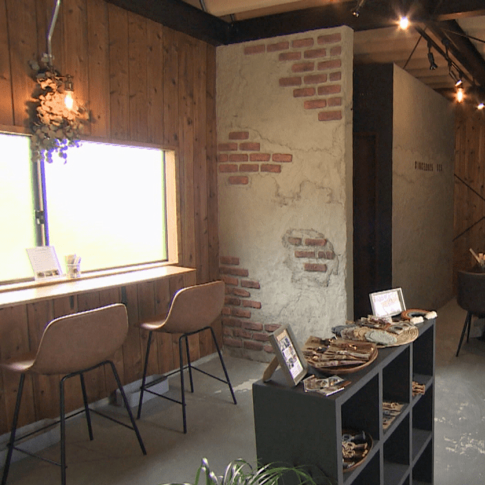 高岡の絶景ポイント 雨晴海岸すぐそばにガレージカフェ【SUNFACE T・K cafe】2025年5月オープン