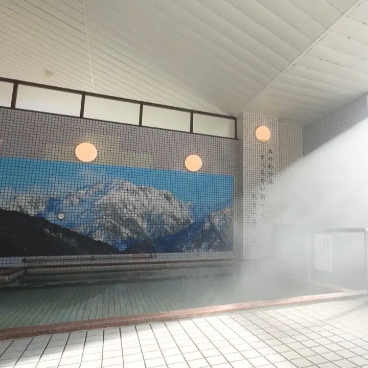 しっとり肌になじむくつろぎの湯 滑川の山あいにある日帰り温泉【みのわ温泉】カリッカリのからあげ定食も