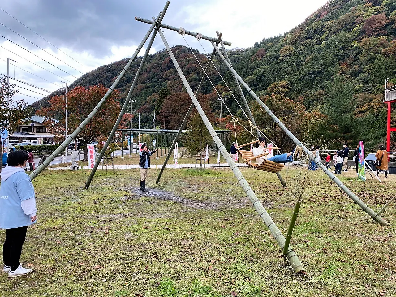 【2024夏休み 富山おでかけ】高さ6ｍ超の竹ブランコに星空観察会、自由研究のアドバイスも【富山市科学博物館】