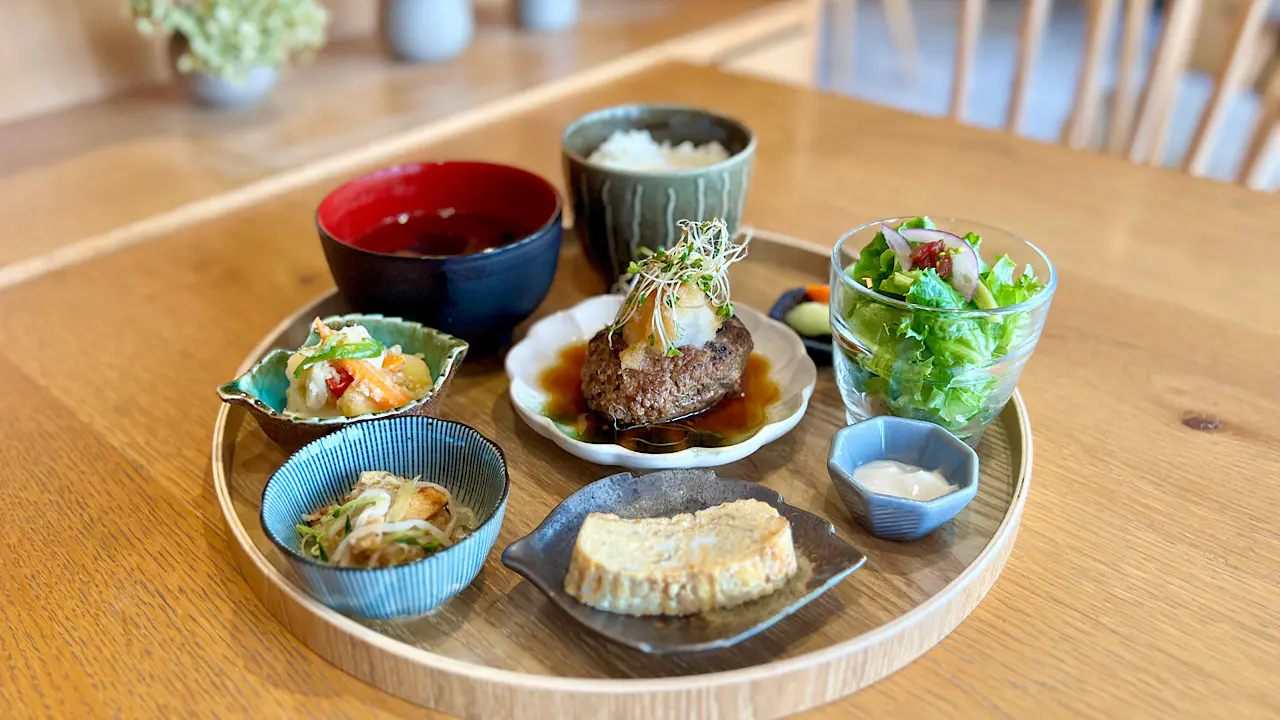 手作り発酵調味料と出汁で 体にやさしいお昼ごはん【お出汁と旬菜かふぇ ふわり】魚津のクリニック＆健康施設内 併設カフェ