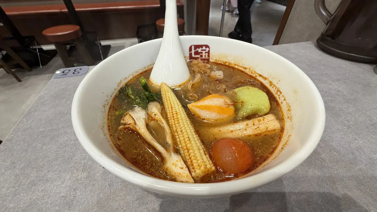 富山初出店！50種以上の具材×秘伝の薬膳スープがクセになる【七宝麻辣湯】ヘルシー麺もラインナップ