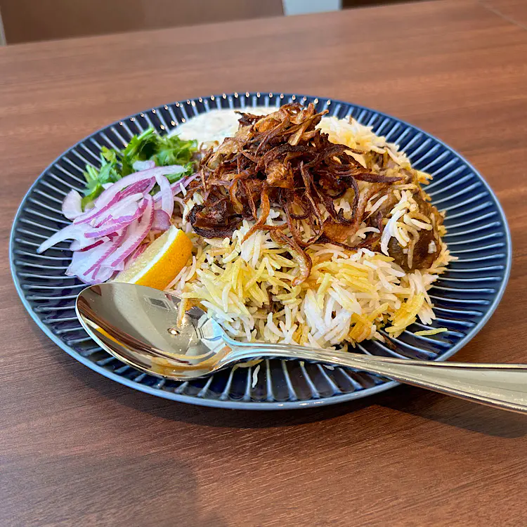 富山に新たな本格インド料理の店！スパイス香る現地の味を完全再現の