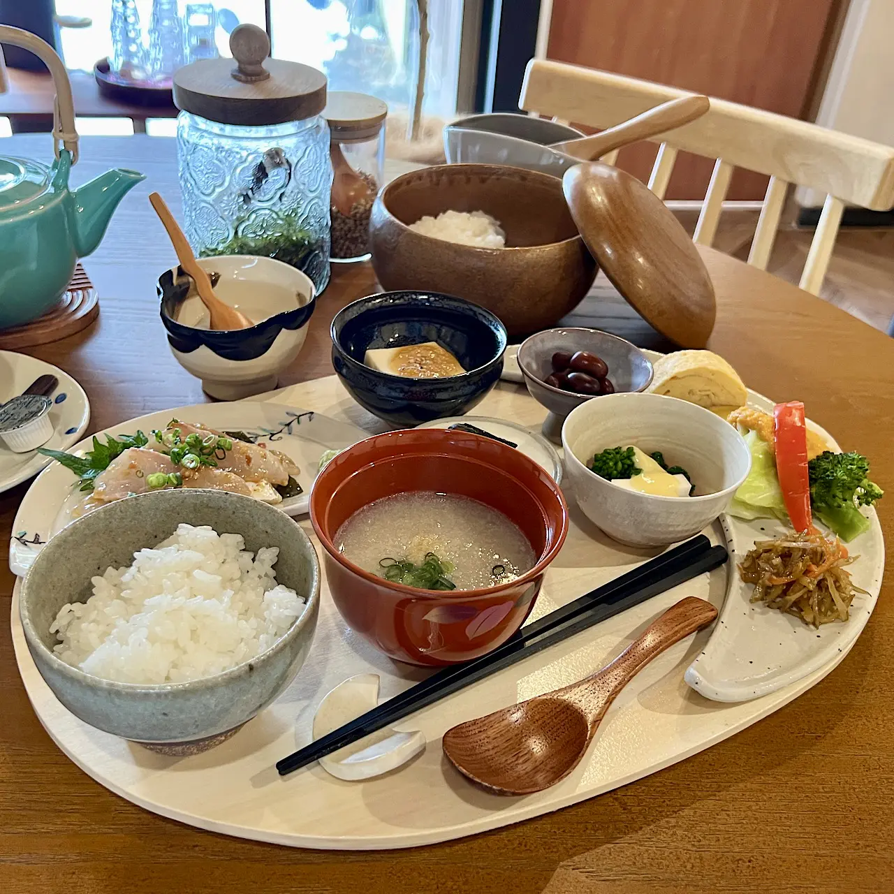 天然だしと糀のおひるごはんに癒される【おばんざいカフェ ひらき昆布店】伏木から高岡まちなかへ 日本らしさ楽しむ昆布カフェ