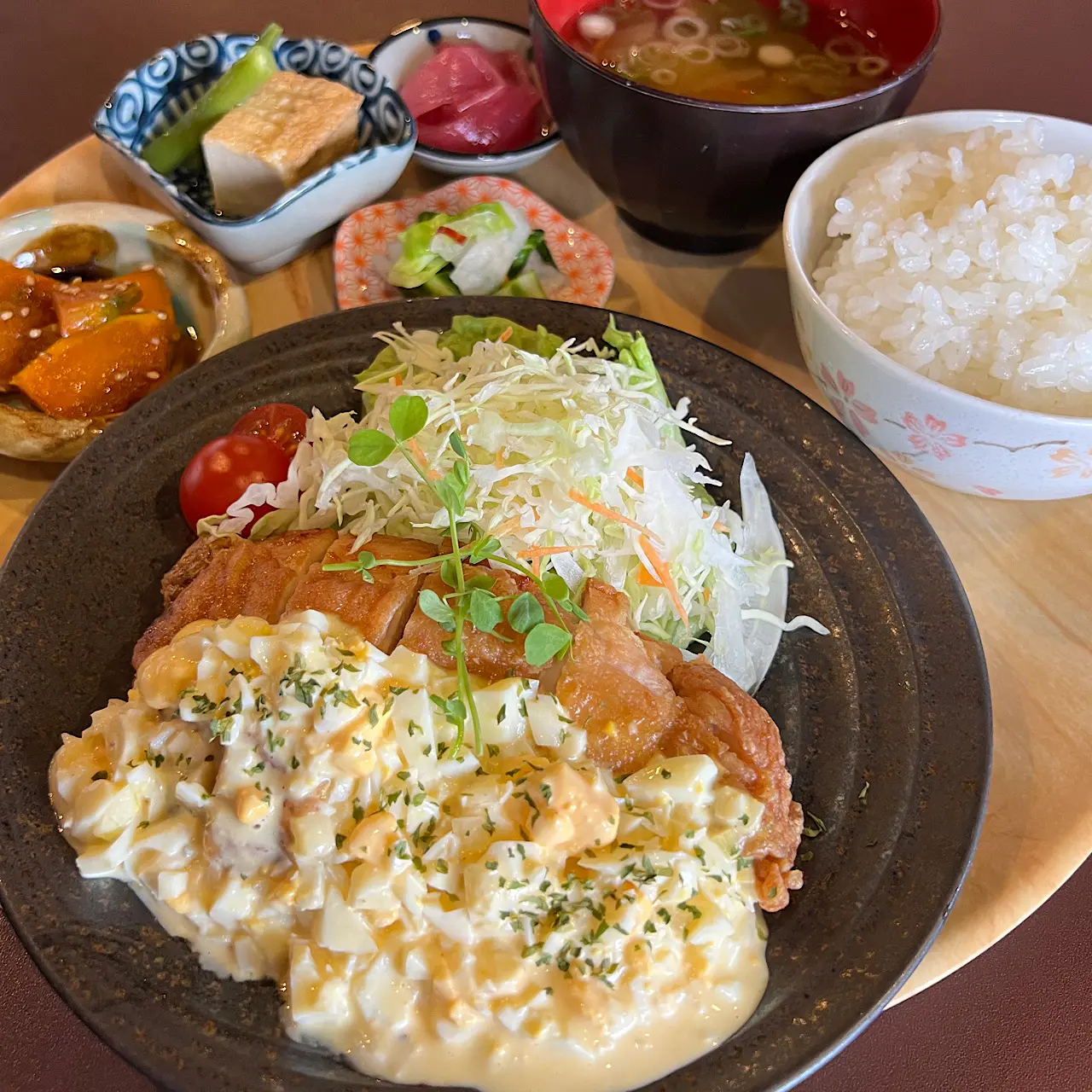 ランチも夜もOK! 富山で“母の味”感じる手作り定食【カフェあっち】ほっと安心 おなかいっぱい